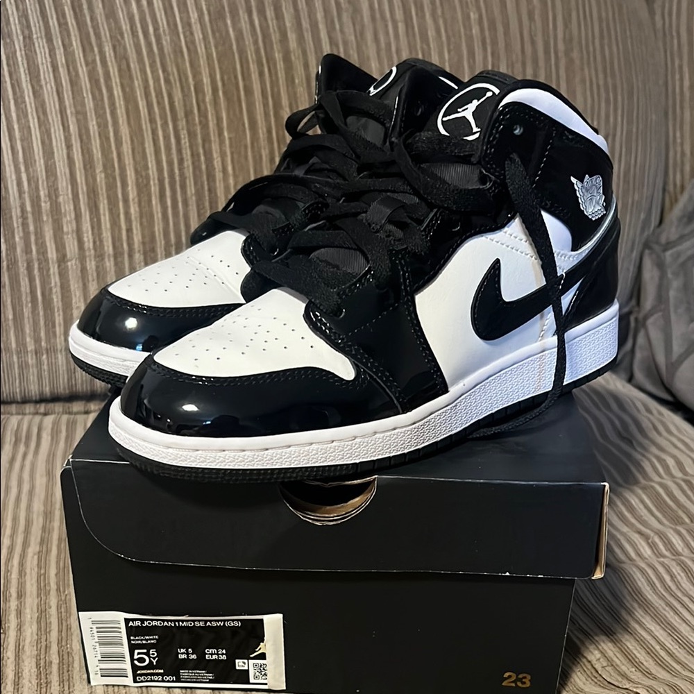 Jordan Kids Black and White Sneakers